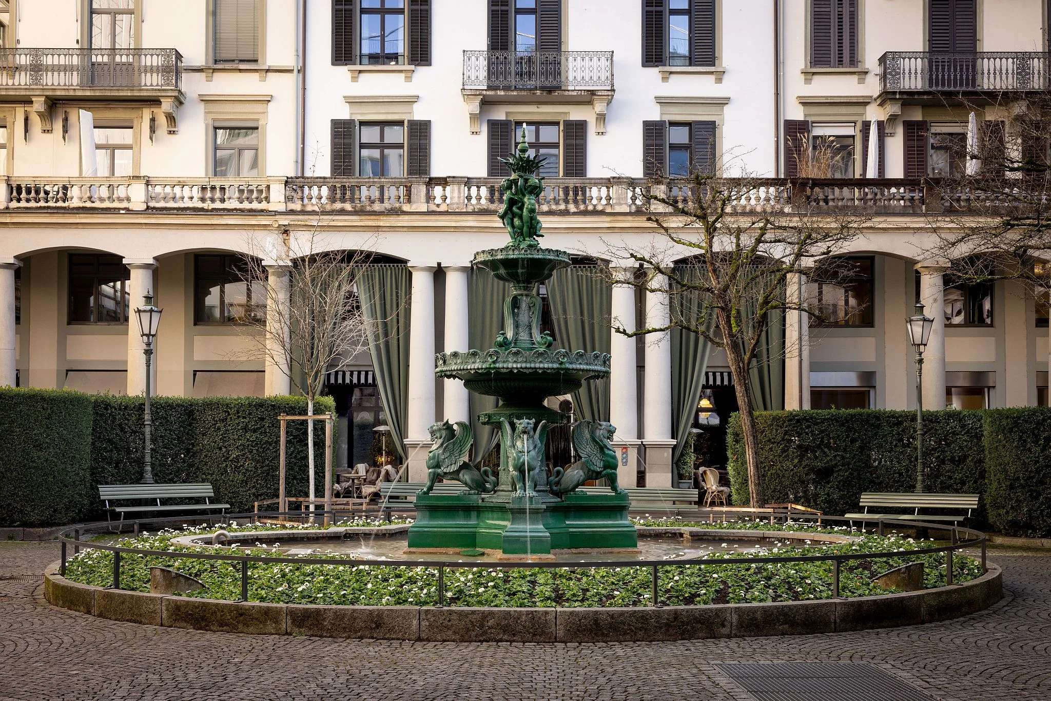 Centralhof-Brunnen im Lindenhof-Quartier in Zürich